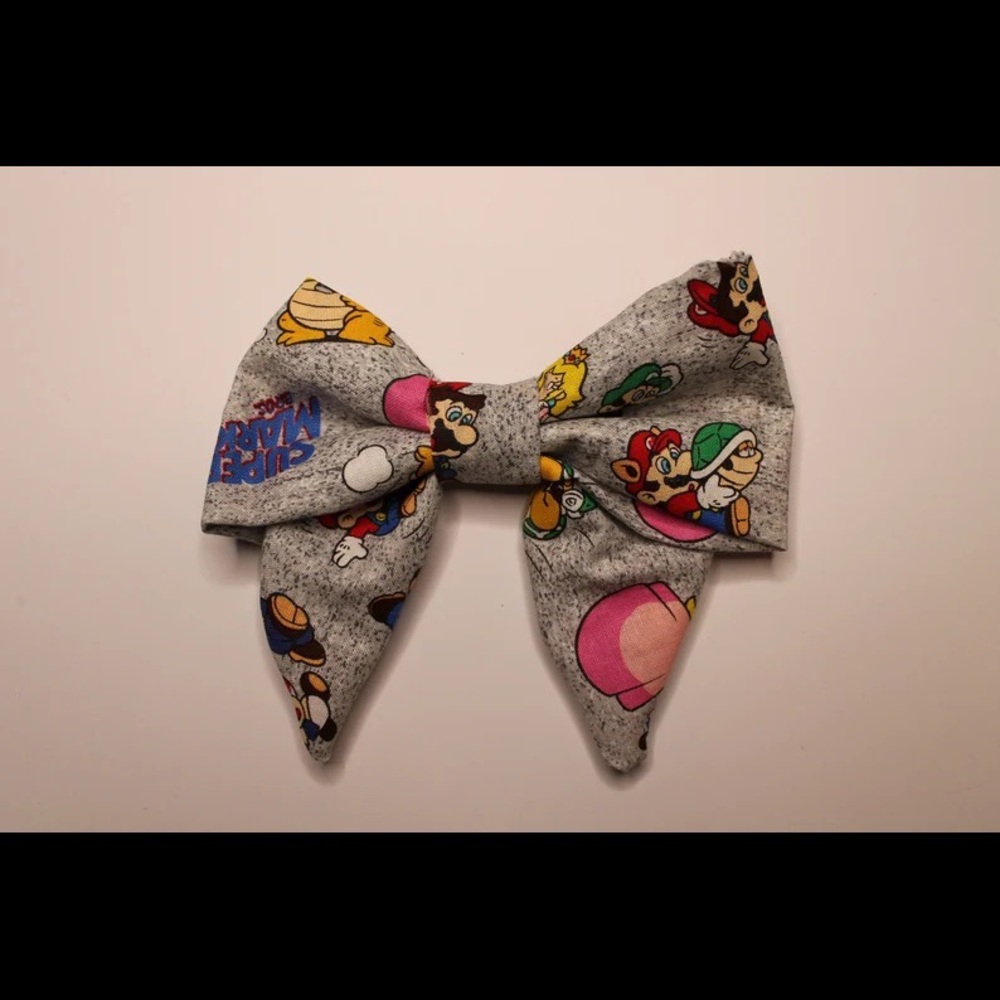 Supermario 3 Hairbow - Picture 1 of 3
